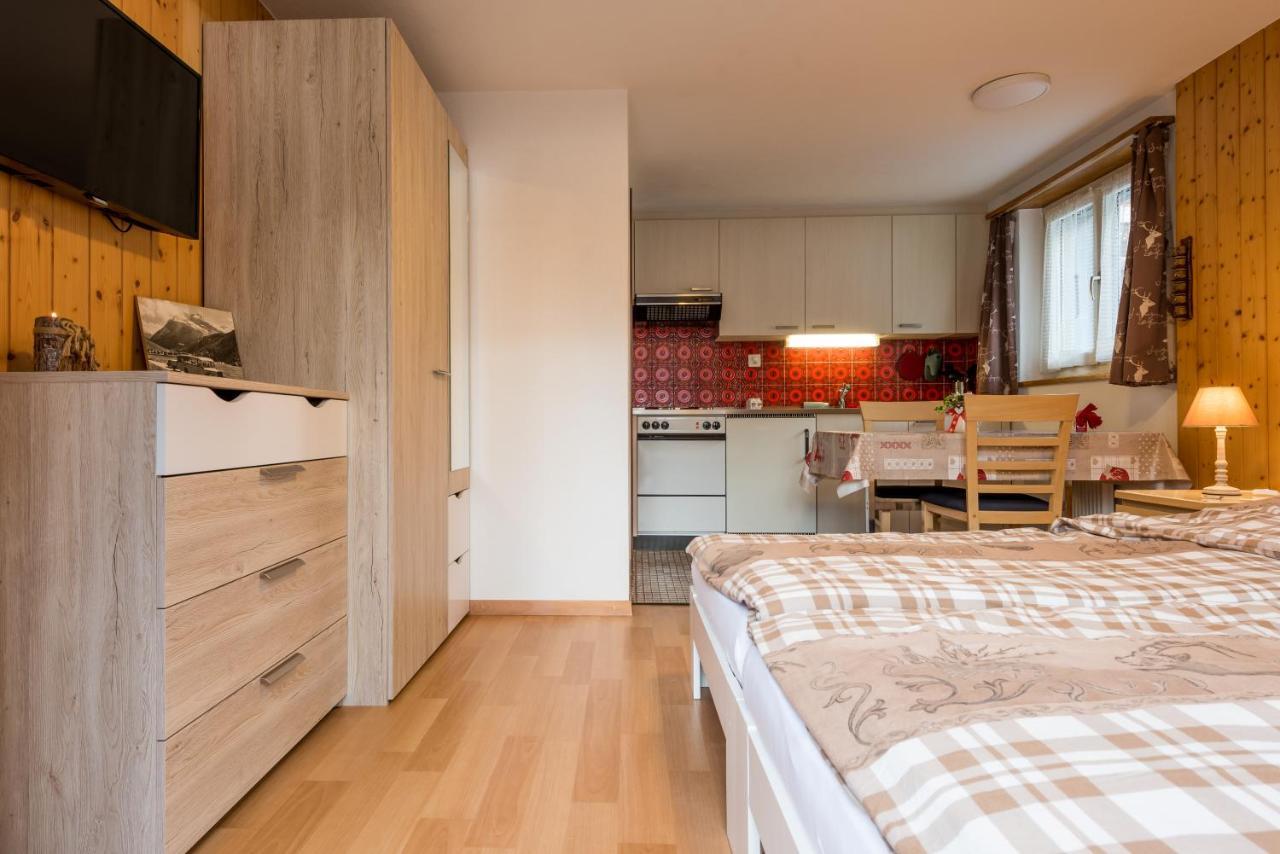 Apartamento Haus Alpenblick Saas-Grund Exterior foto