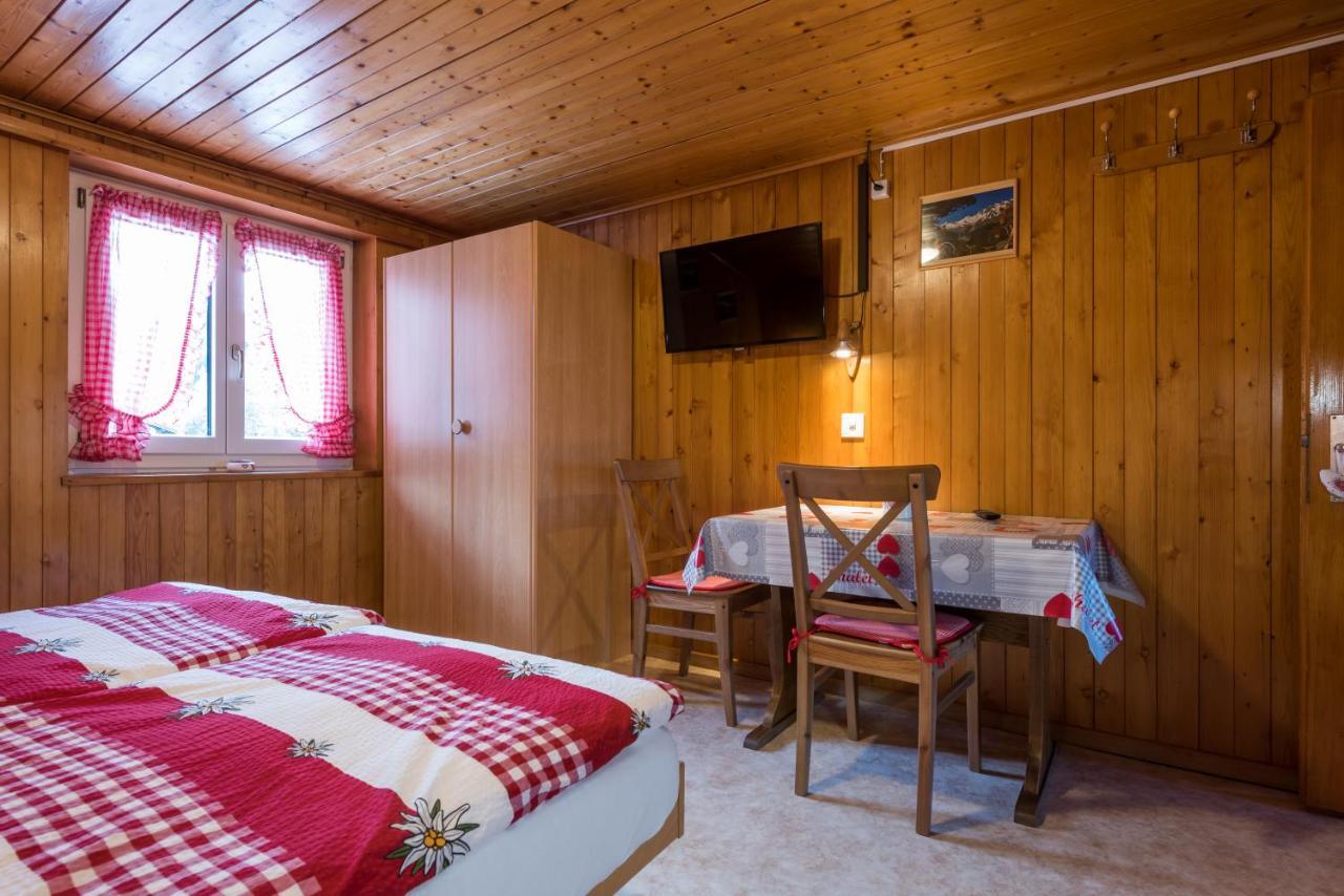 Apartamento Haus Alpenblick Saas-Grund Exterior foto